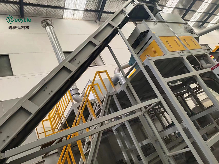 鋰電池回收：專業(yè)設備取代人工拆解的必然趨勢