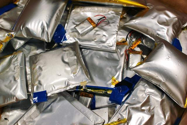 鋰電池熱解處理設備，去除鋰電池電解液