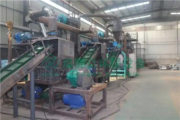 回收廢舊鋰電池主要有三個步驟，廢舊鋰電池回收設(shè)備工藝流程